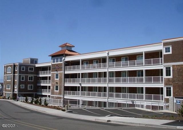 Image Pacific Winds Condos