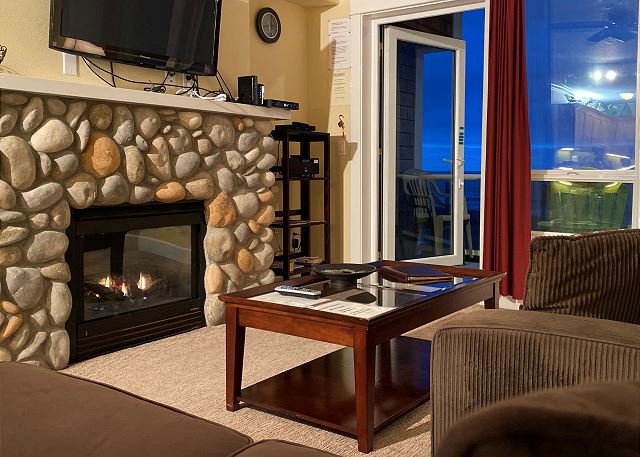 Image Living room fireplace is gas