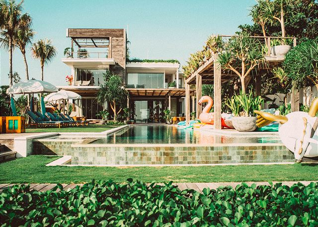 Ocean Breeze Oasis