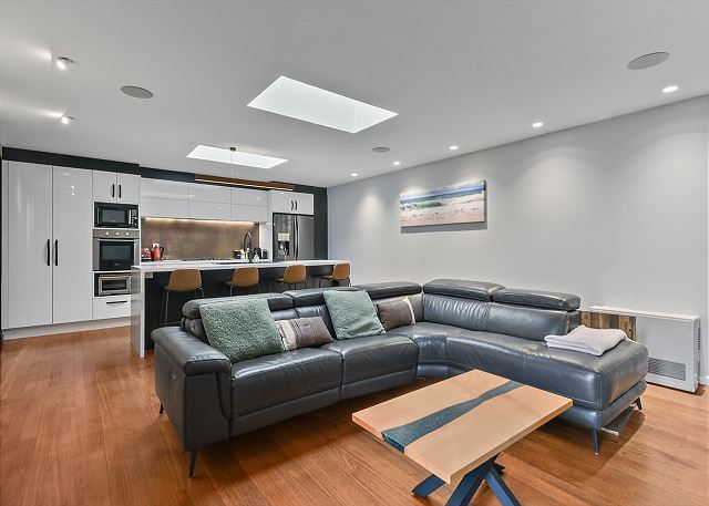 The Barber’s Loft Apartment