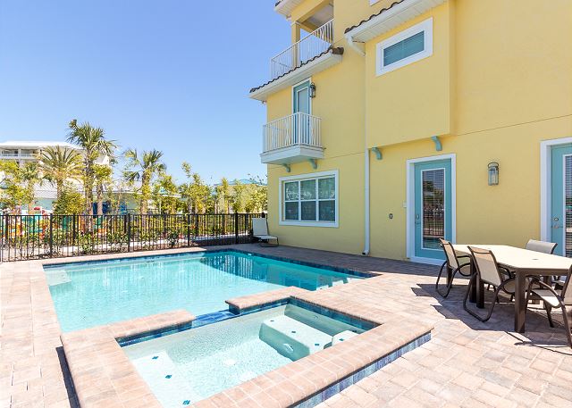 3102 Parrot Head Place