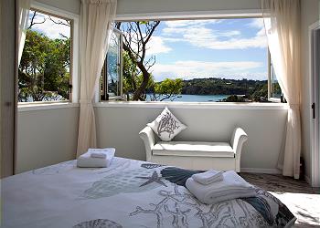 Waiheke Central 2 Bdrm, Oneroa