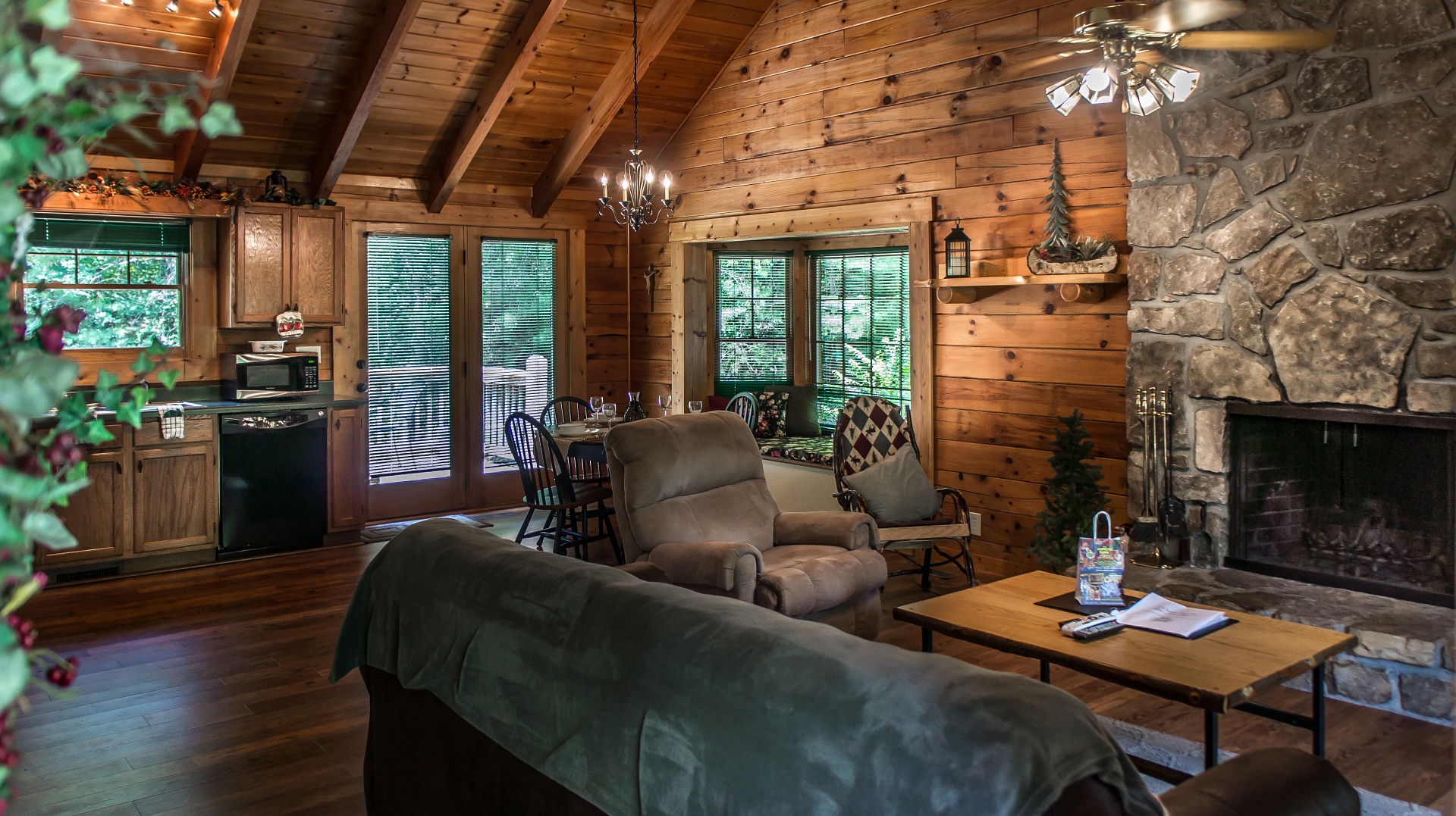 Country Romance Acorn Ridge Cabin Rentals