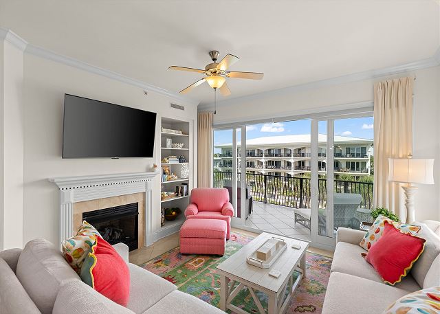 Adagio G-405 - Great Corner Unit Close to the Beach!!