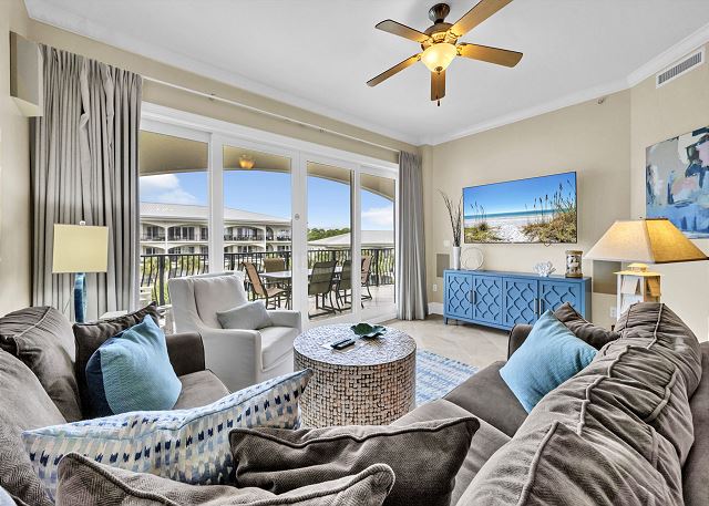 Adagio D-302 - Amazing Poolside Unit!