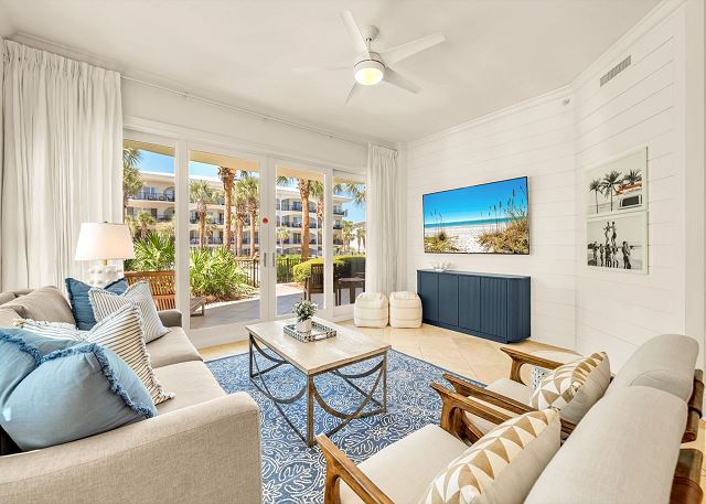 Adagio D-101 - Beautiful Poolside Corner Unit!
