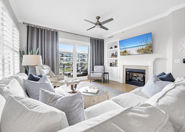 Adagio G-301 - Amazing Poolside, Corner Unit!