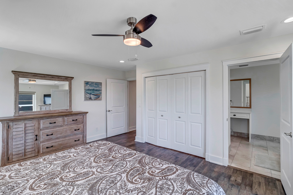 Salt Therapy - Elevated house w/ beach access | Photo 13