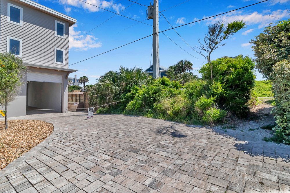 Salt Therapy S - Stylish retreat w/ beach & pool | Photo 22