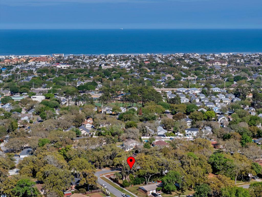 Shady Oaks - Breezy retreat w patio & beach access | Photo 37