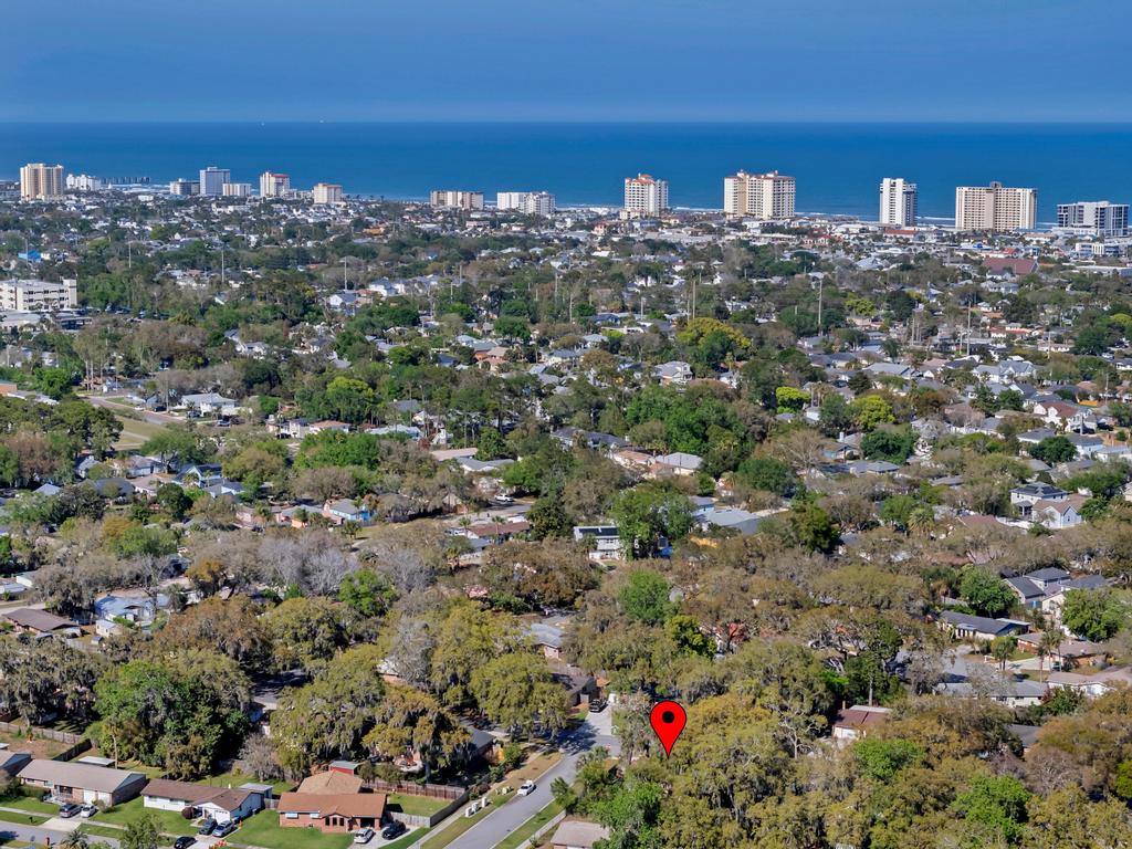 Shady Oaks - Breezy retreat w patio & beach access | Photo 38