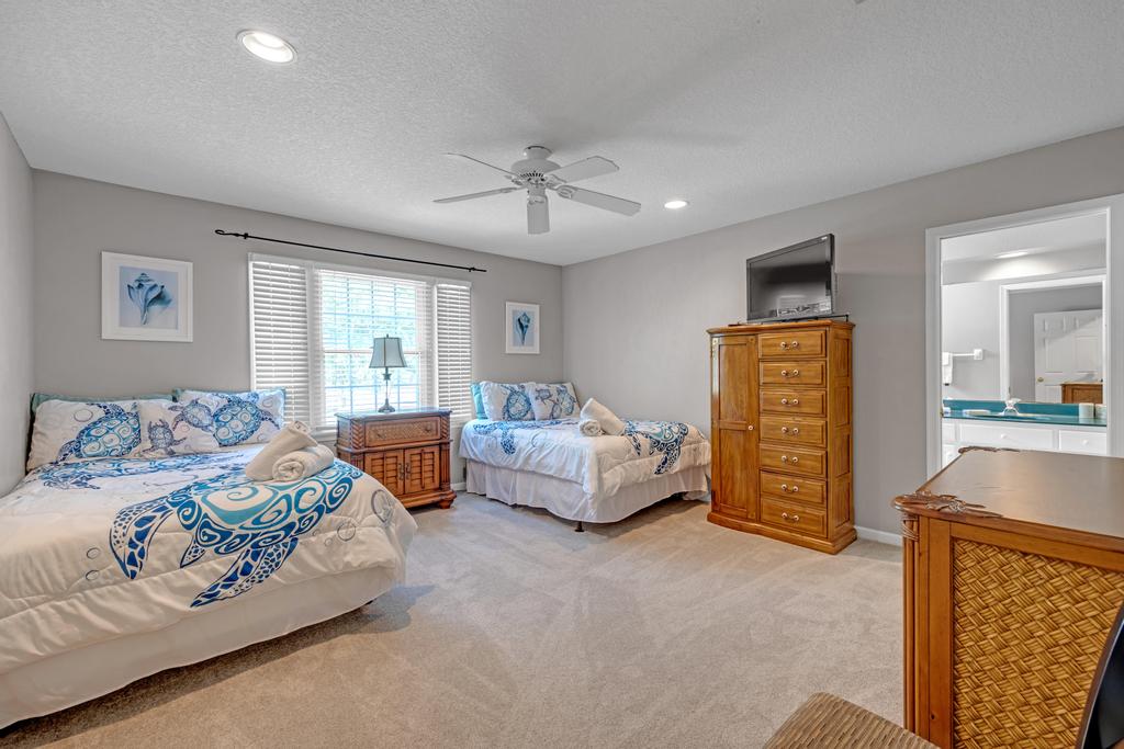 Club Views - Pet-friendly 5BR w/ pool & BBQ patio | Photo 29