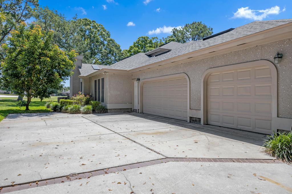 Club Views - Pet-friendly 5BR w/ pool & BBQ patio | Photo 7