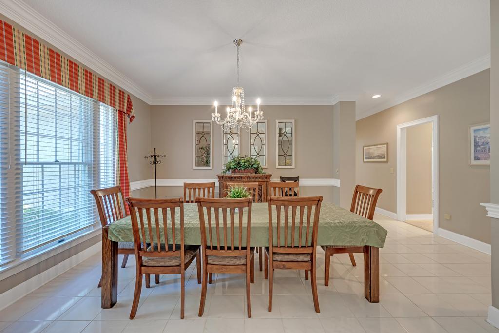 Club Views - Pet-friendly 5BR w/ pool & BBQ patio | Photo 10