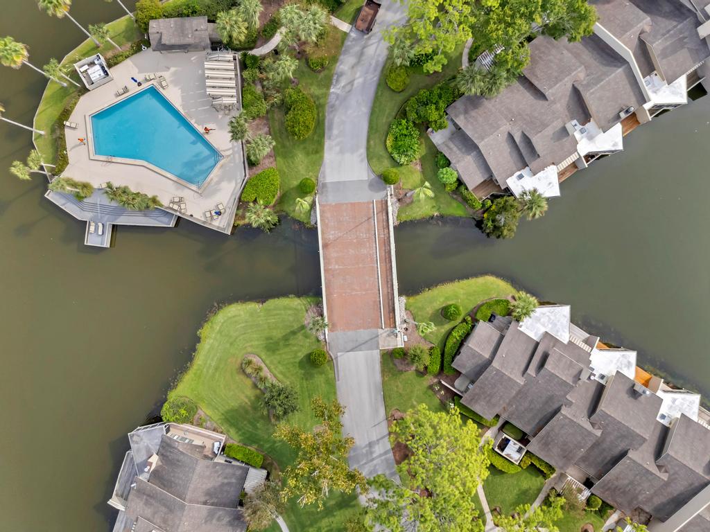 Fishermans Recess - 3BR condo w lake views & lanai | Photo 41