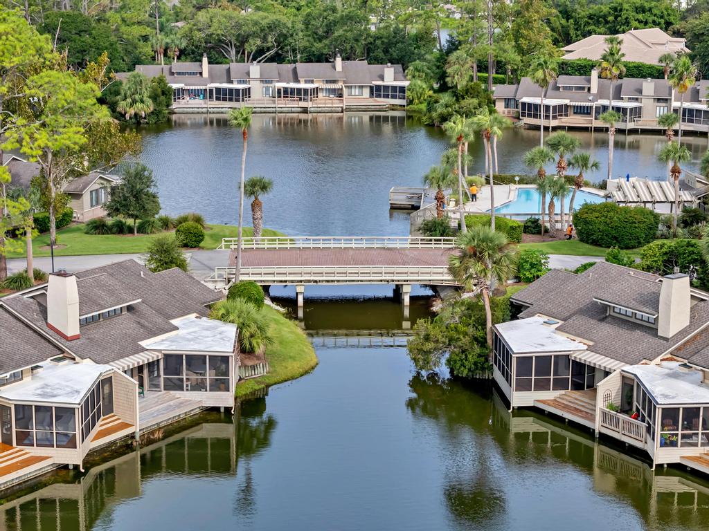Fishermans Recess - 3BR condo w lake views & lanai | Photo 42