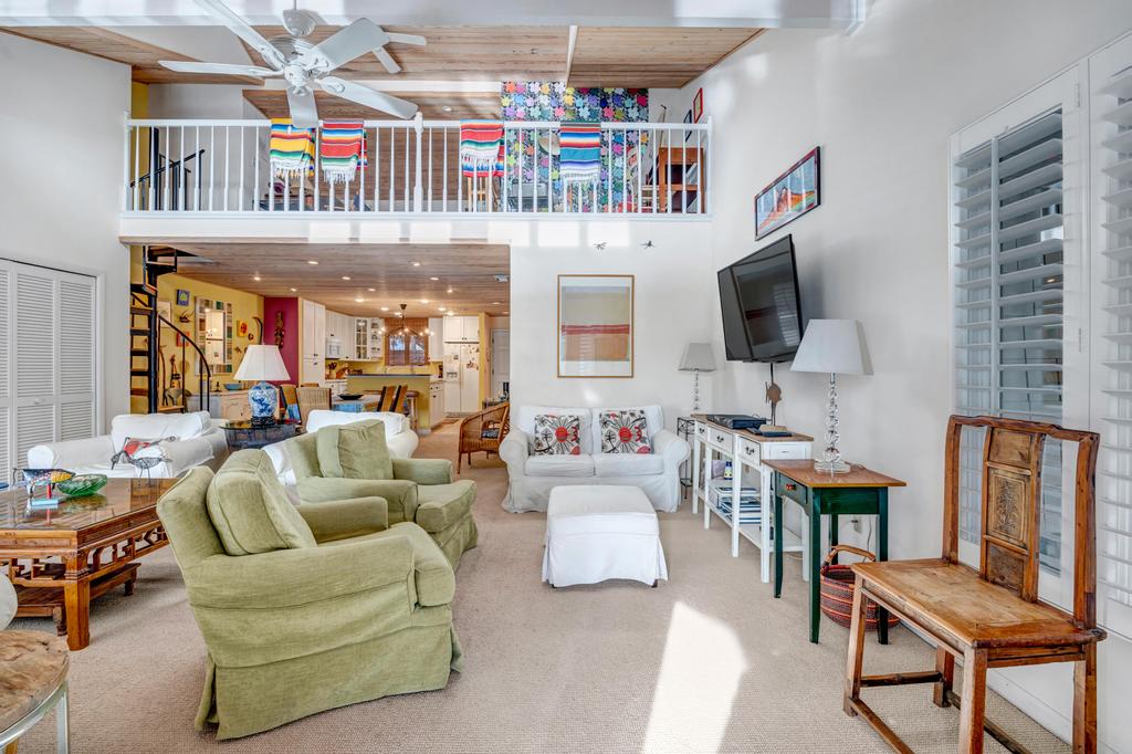 Fishermans Recess - 3BR condo w lake views & lanai | Photo 14