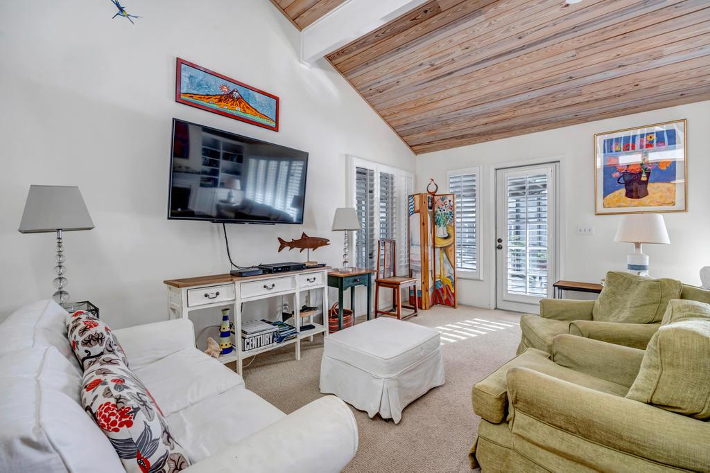 Fishermans Recess - 3BR condo w lake views & lanai | Photo 13