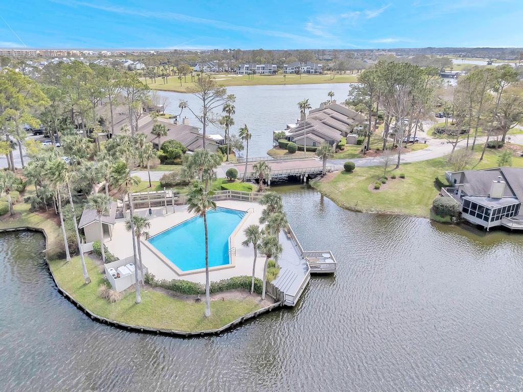 Fishermans Recess - 3BR condo w lake views & lanai | Photo 46