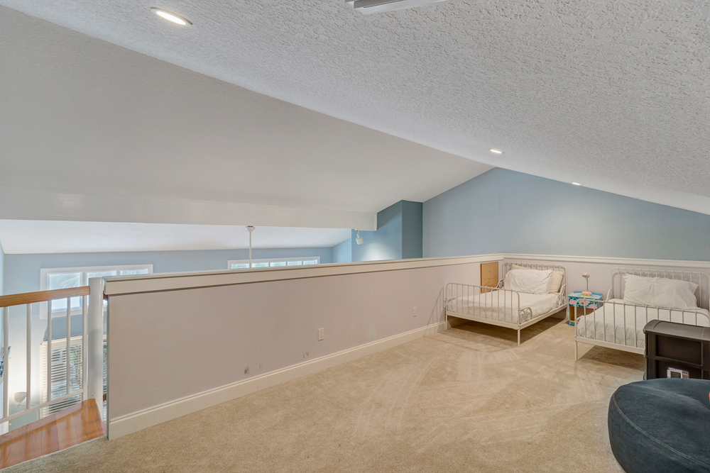 Seaclusion - Spacious condo w/ lanai & pool | Photo 11