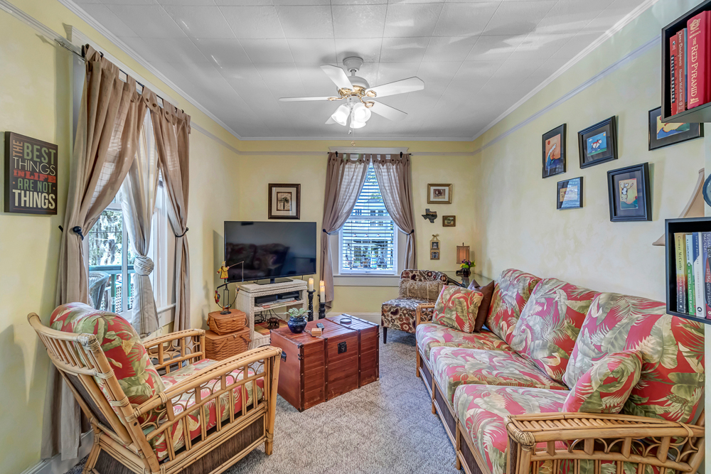 Carriage House - 3BR Vintage Stay w/ Garden Views | Photo 3