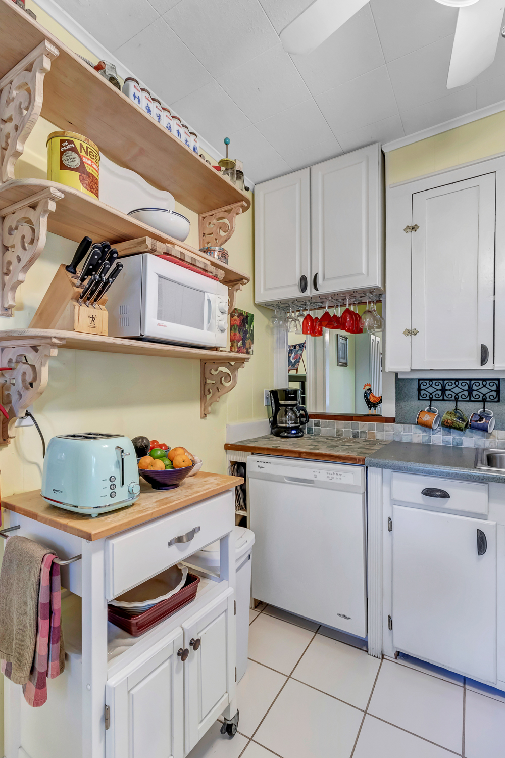 Carriage House - 3BR Vintage Stay w/ Garden Views | Photo 21