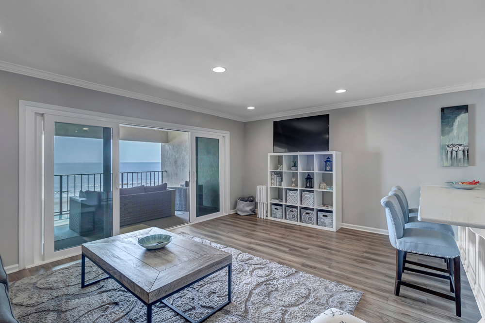 Wellness Retreat - Oceanfront condo w beach access | Photo 11