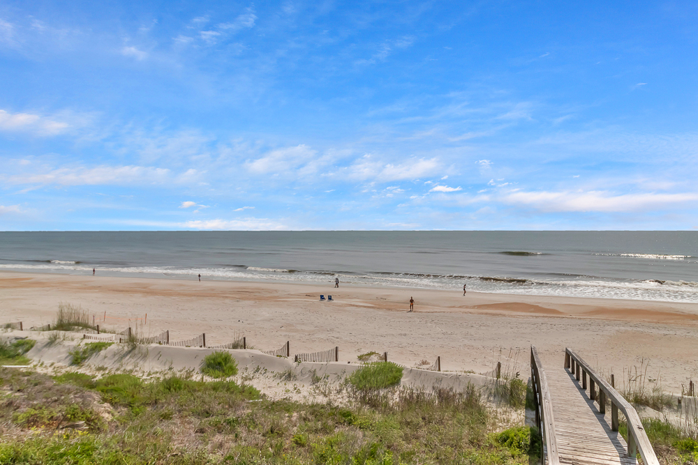 Wellness Retreat - Oceanfront condo w beach access | Photo 20