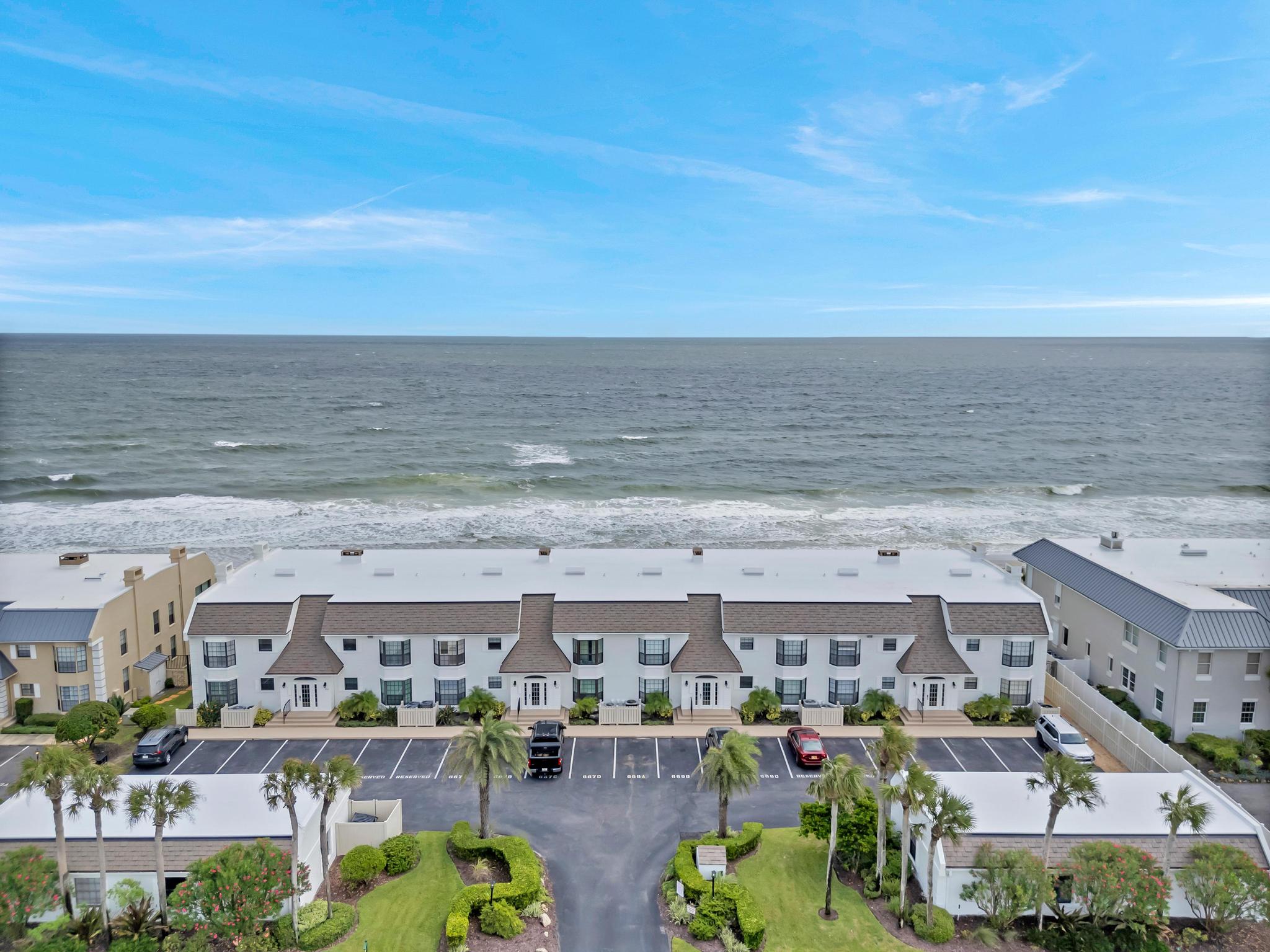 Wellness Retreat - Oceanfront condo w beach access | Photo 25