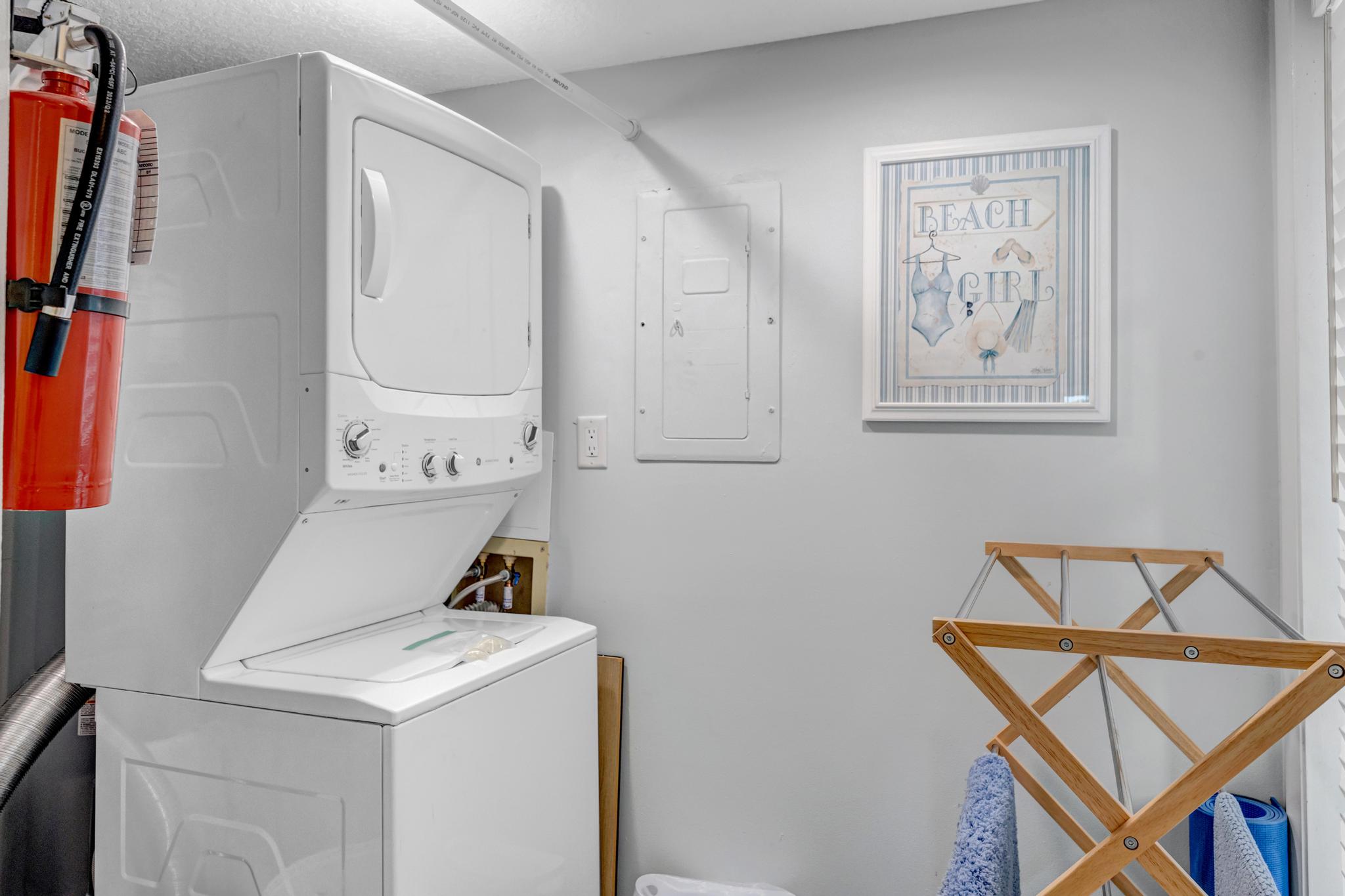 Beachy Vibes - 2BR w lake views & screened sunroom | Photo 33