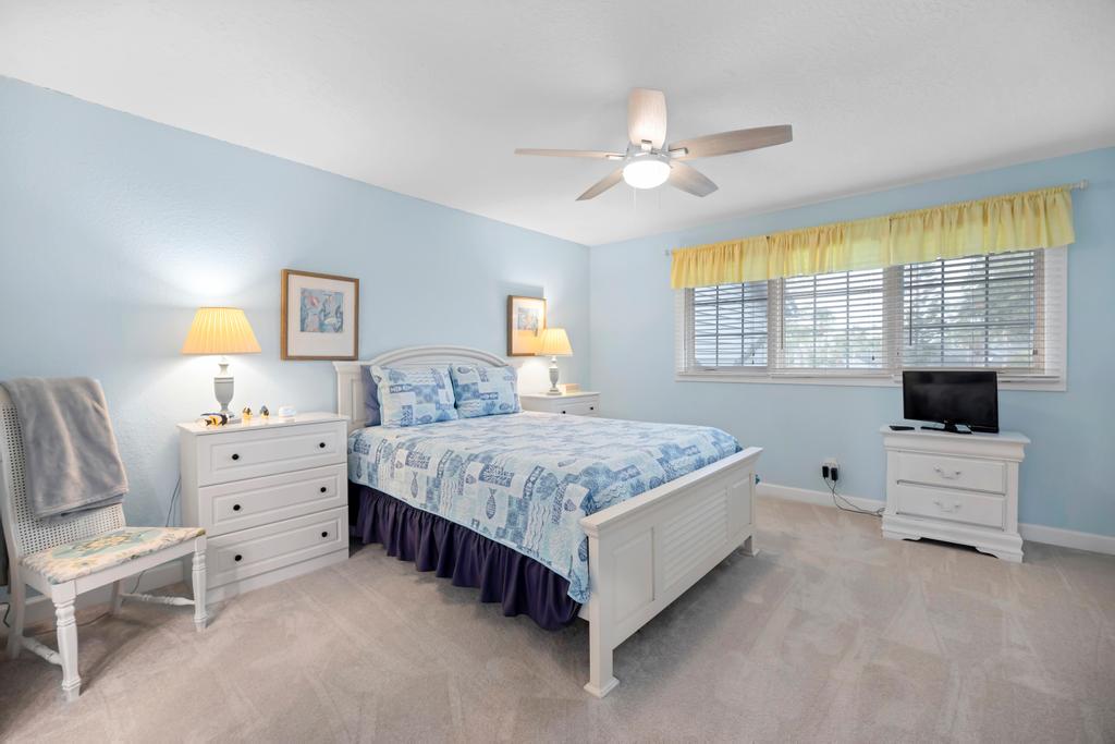 Beachy Vibes - 2BR w lake views & screened sunroom | Photo 27