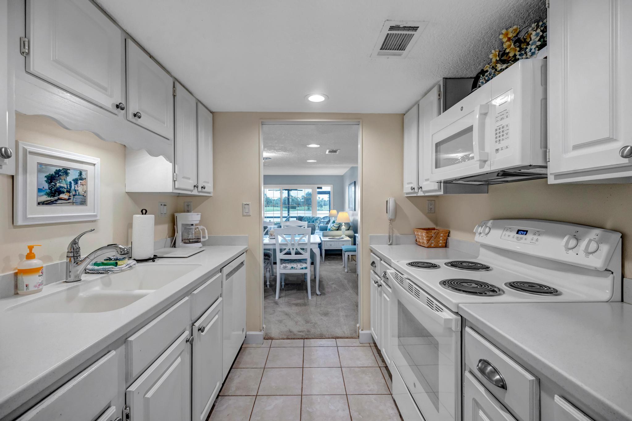 Beachy Vibes - 2BR w lake views & screened sunroom | Photo 7