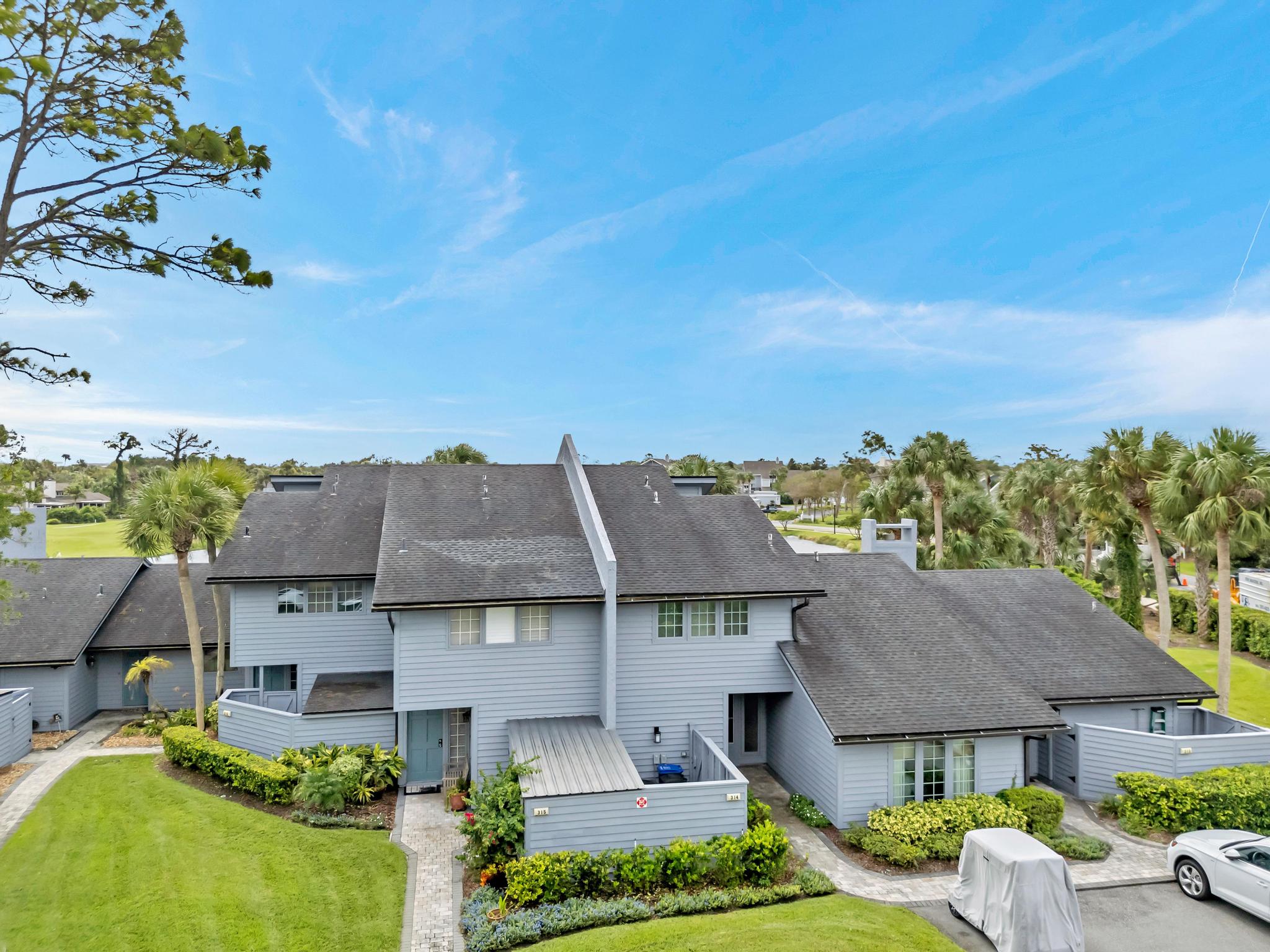 Beachy Vibes - 2BR w lake views & screened sunroom | Photo 34