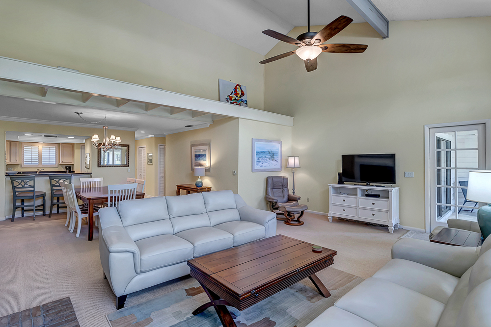 Belle Vue - Modern condo near beach w/ golf views | Photo 12