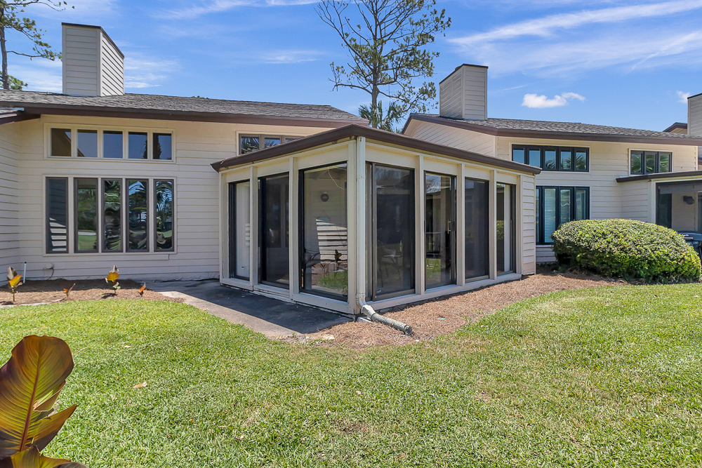 Belle Vue - Modern condo near beach w/ golf views | Photo 5