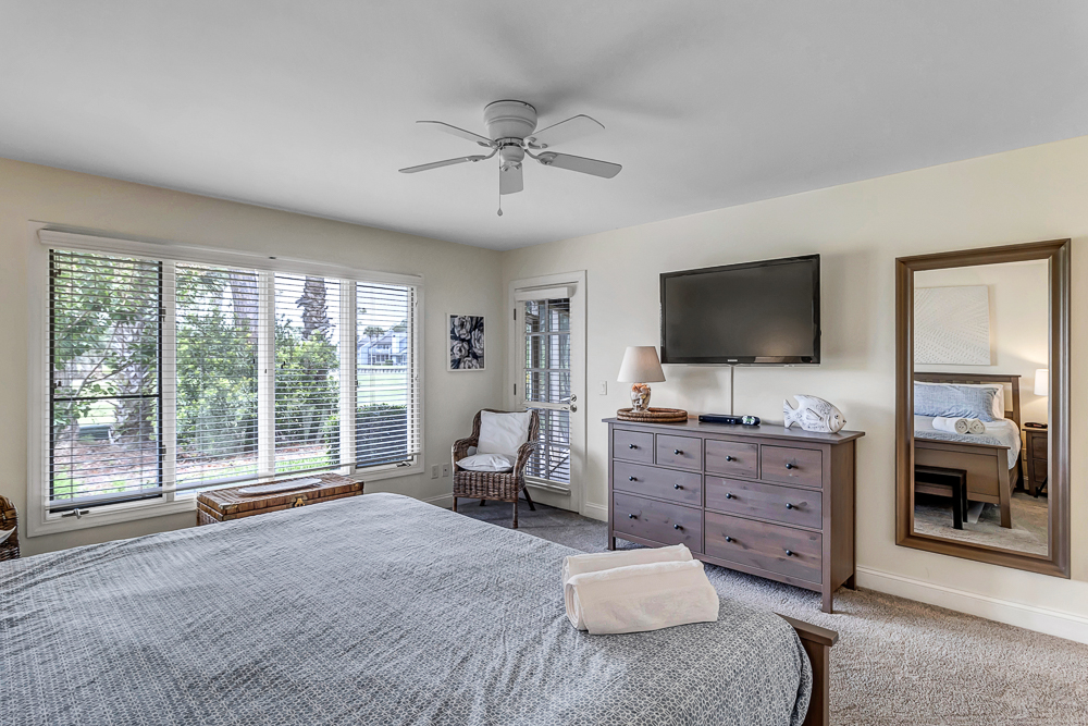 Endless Summers - Golf-view condo w/ beach access | Photo 4