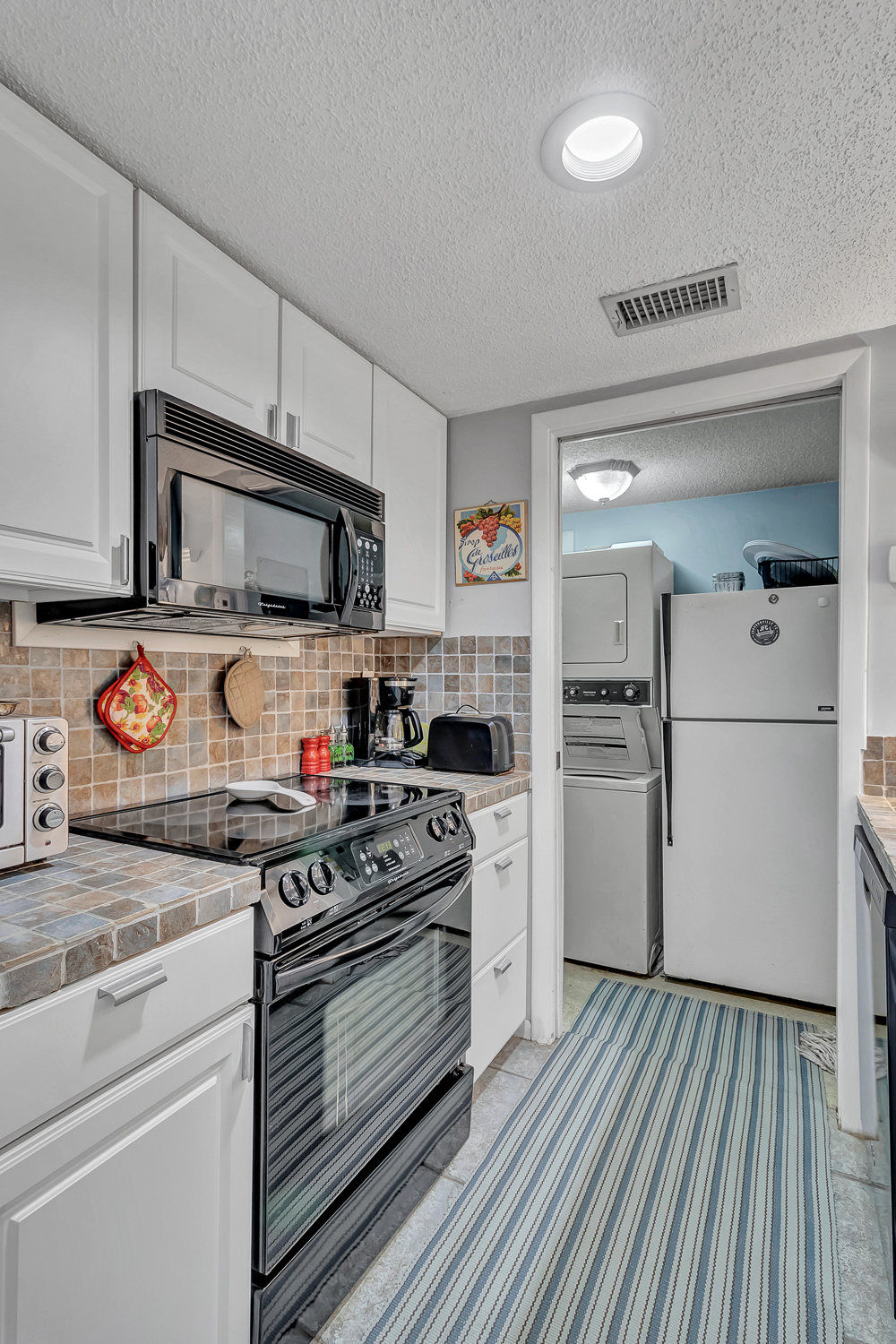 Cozy Beachside Villa | Photo 14