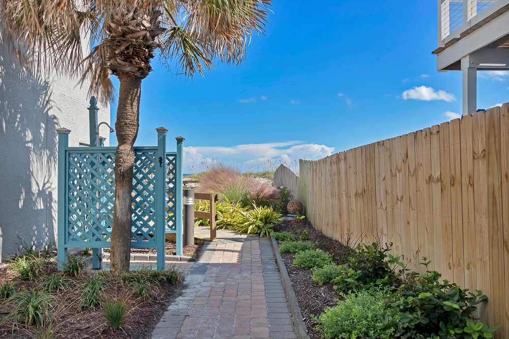 Shore Line Views - Beachfront 2BR Escape w Balcony | Photo 22