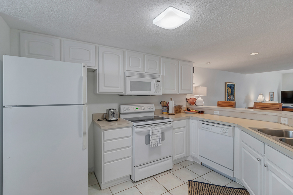 Shore Line Views - Beachfront 2BR Escape w Balcony | Photo 9