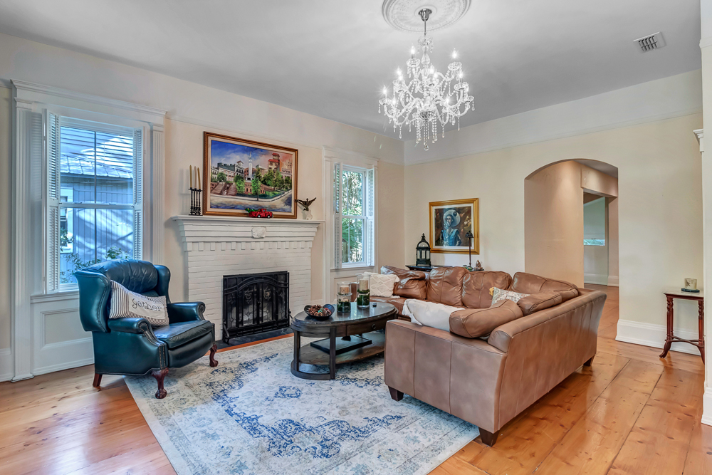 Sunny Side Cottage - near downtown w/ garden | Photo 3