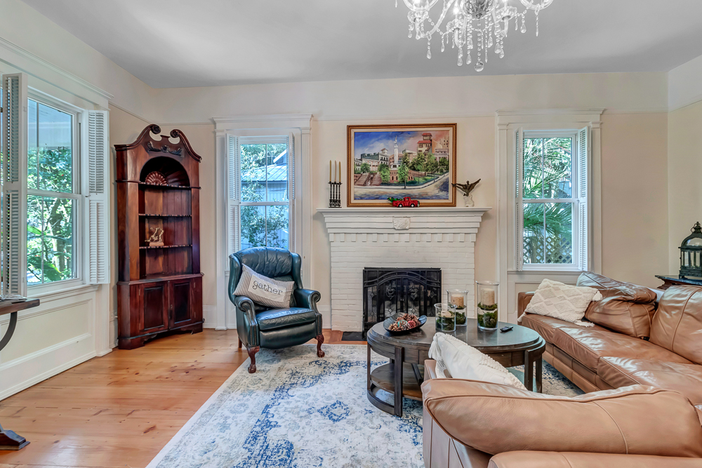 Sunny Side Cottage - near downtown w/ garden | Photo 6