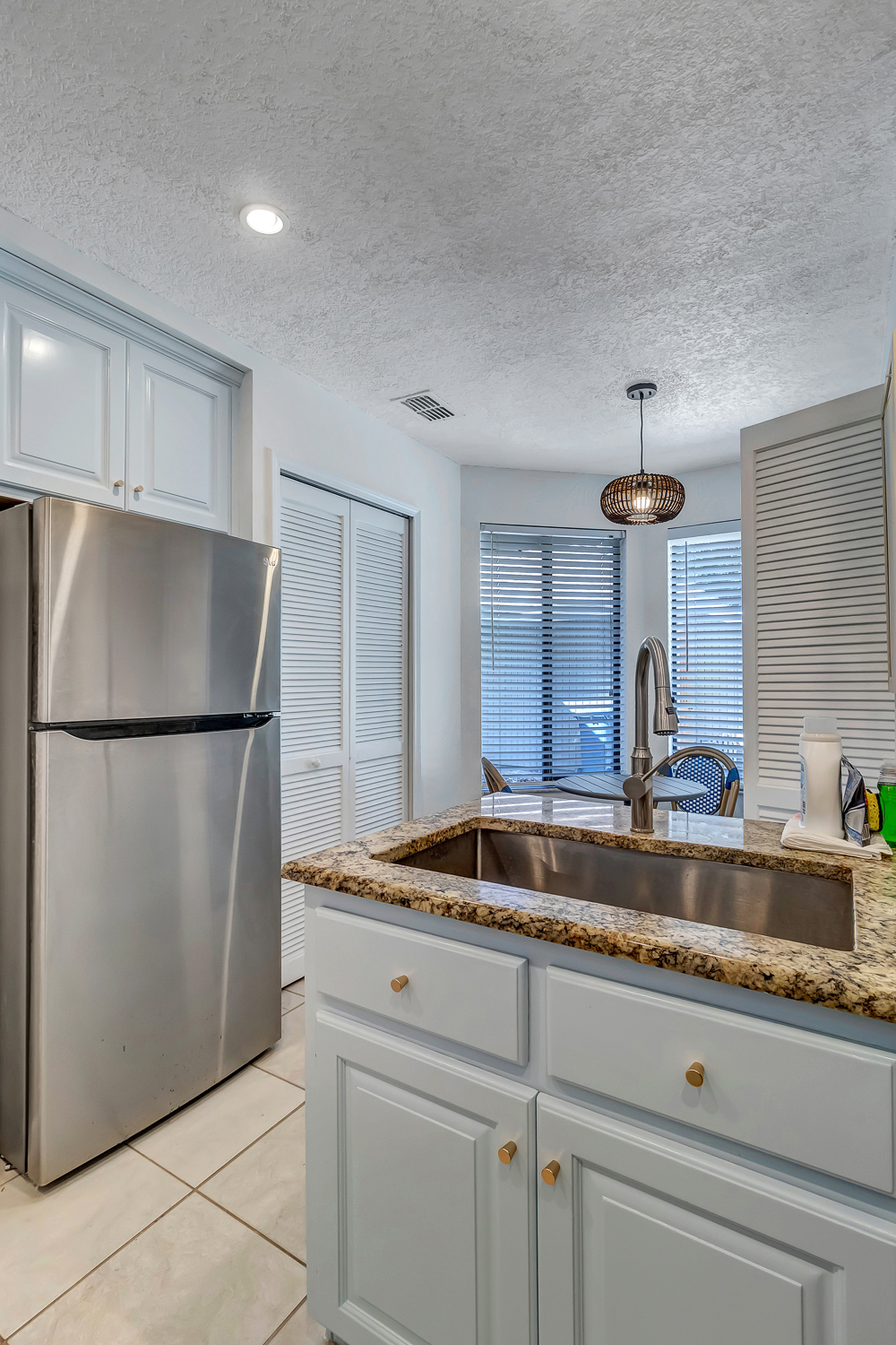 The Blue Turtle | Photo 11