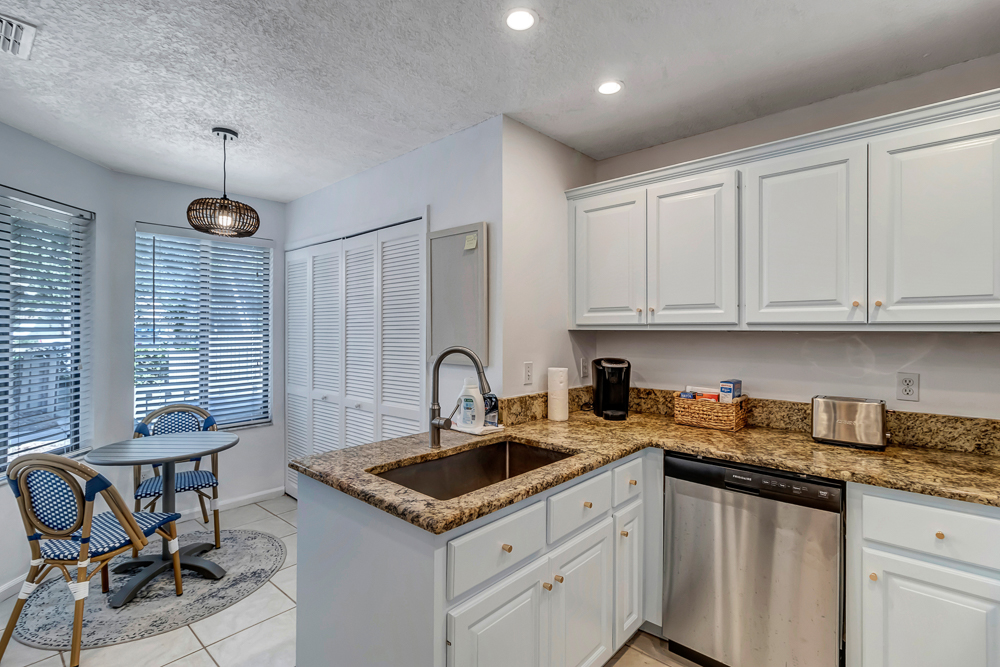 The Blue Turtle | Photo 10