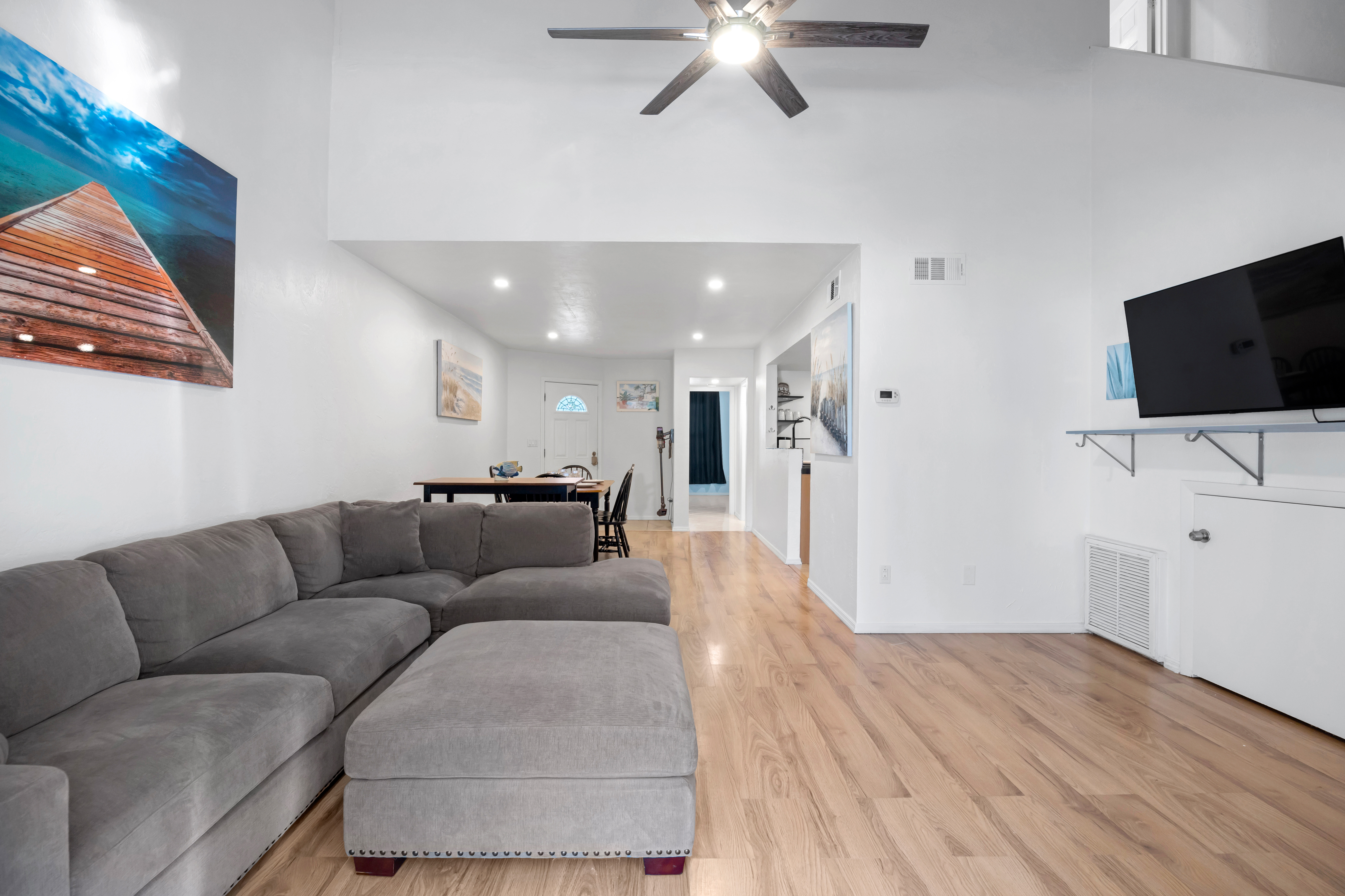 Seagate Escape - 2 BR condo w. Beach Access | Photo 16