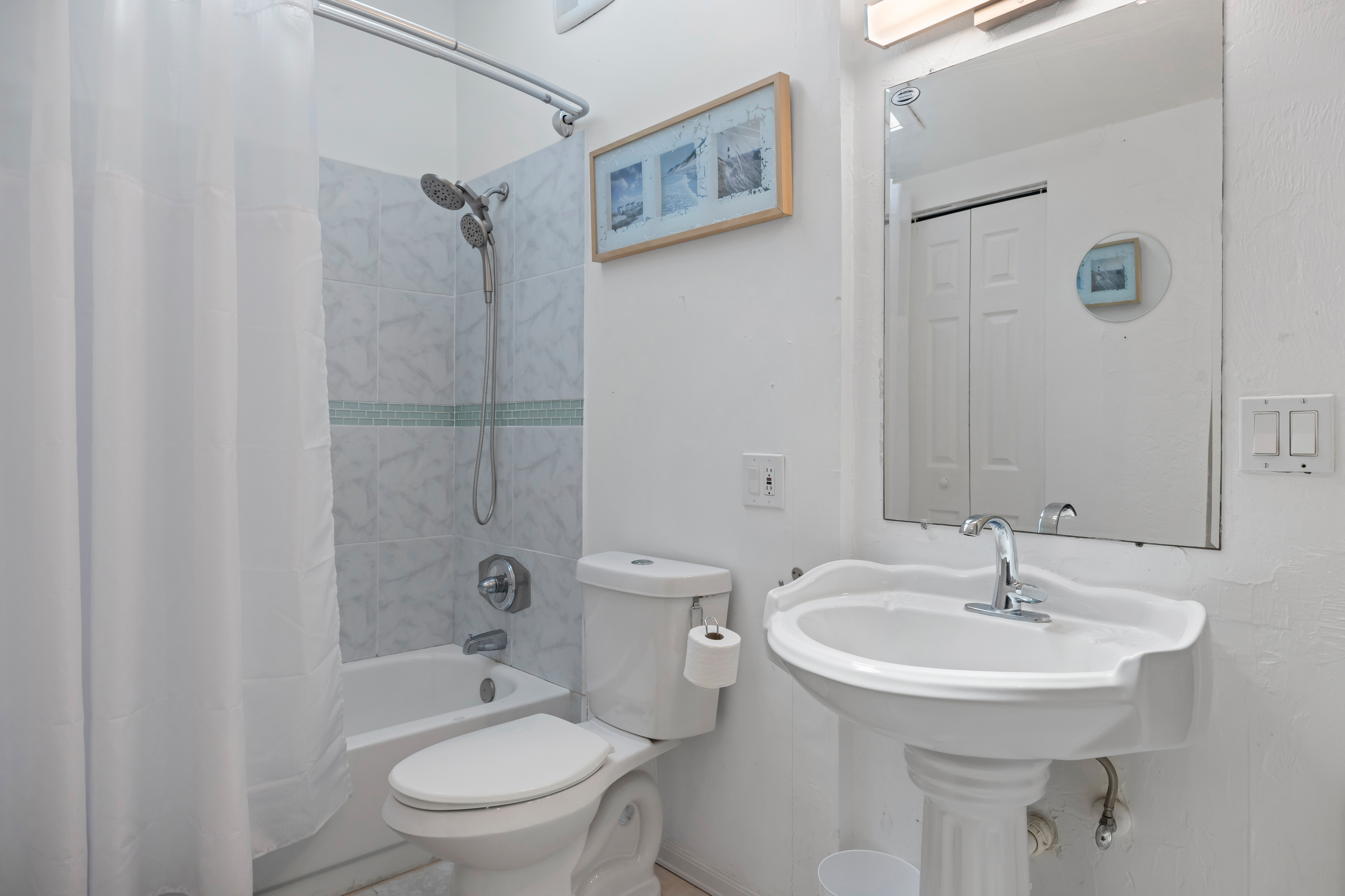 Seagate Escape - 2 BR condo w. Beach Access | Photo 24