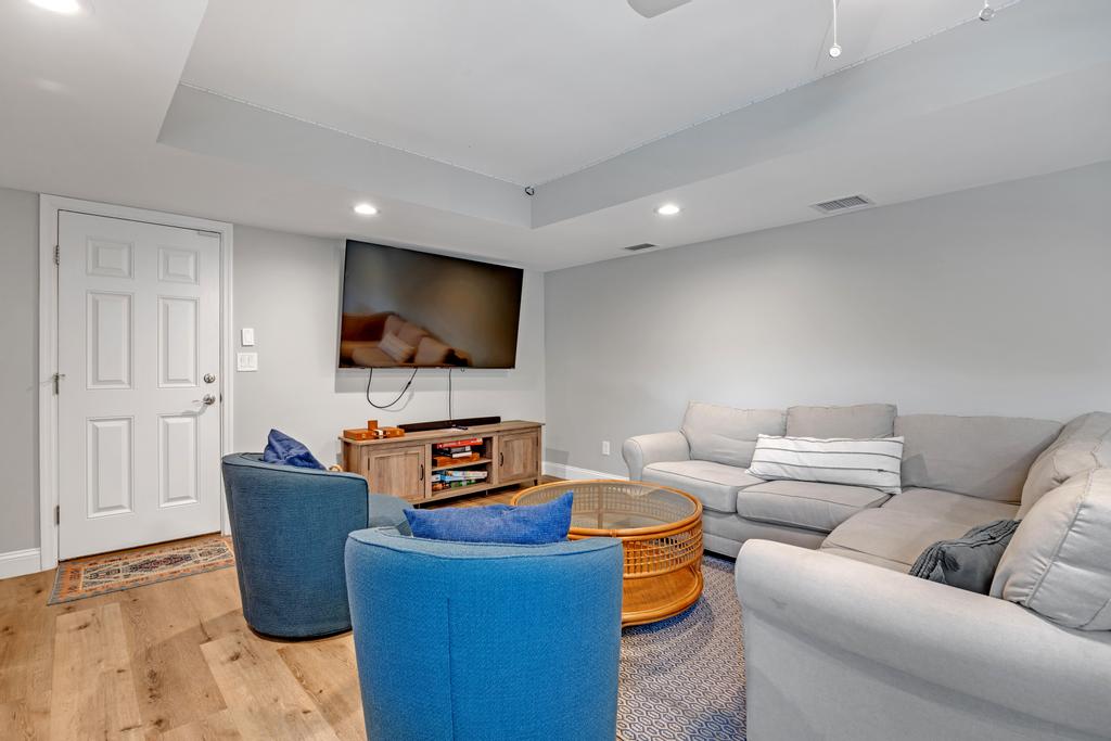 Second Wind - Chic 5BR home w pool & balcony views | Photo 33