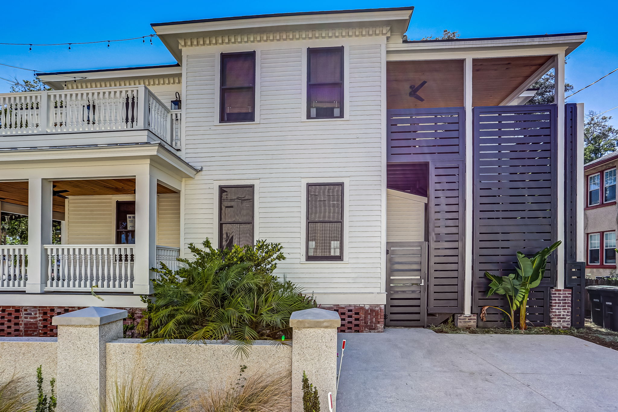 Plaza Alta on King - Downtown flat w veranda views | Photo 39