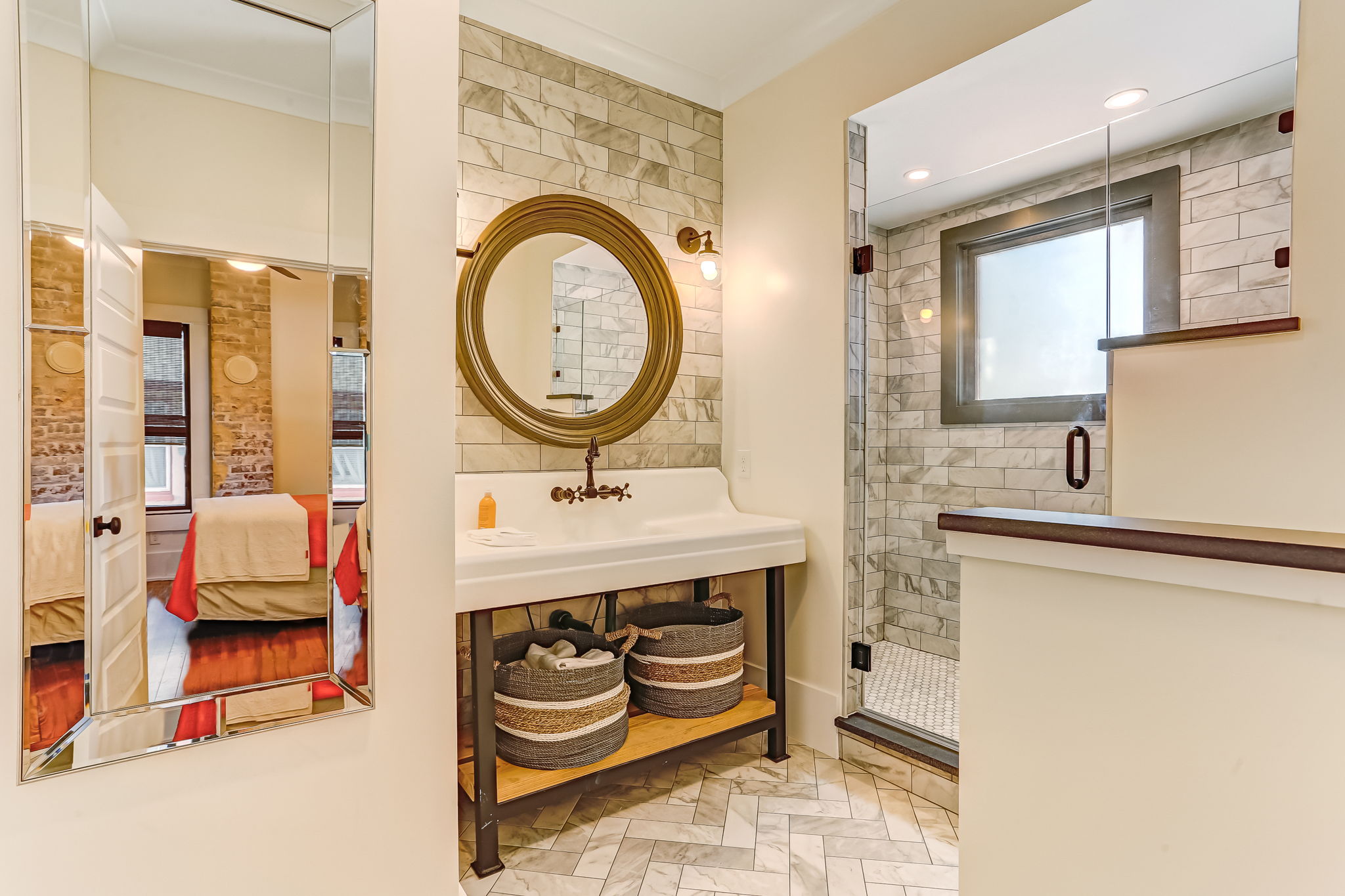 Plaza Alta on King - Downtown flat w veranda views | Photo 27