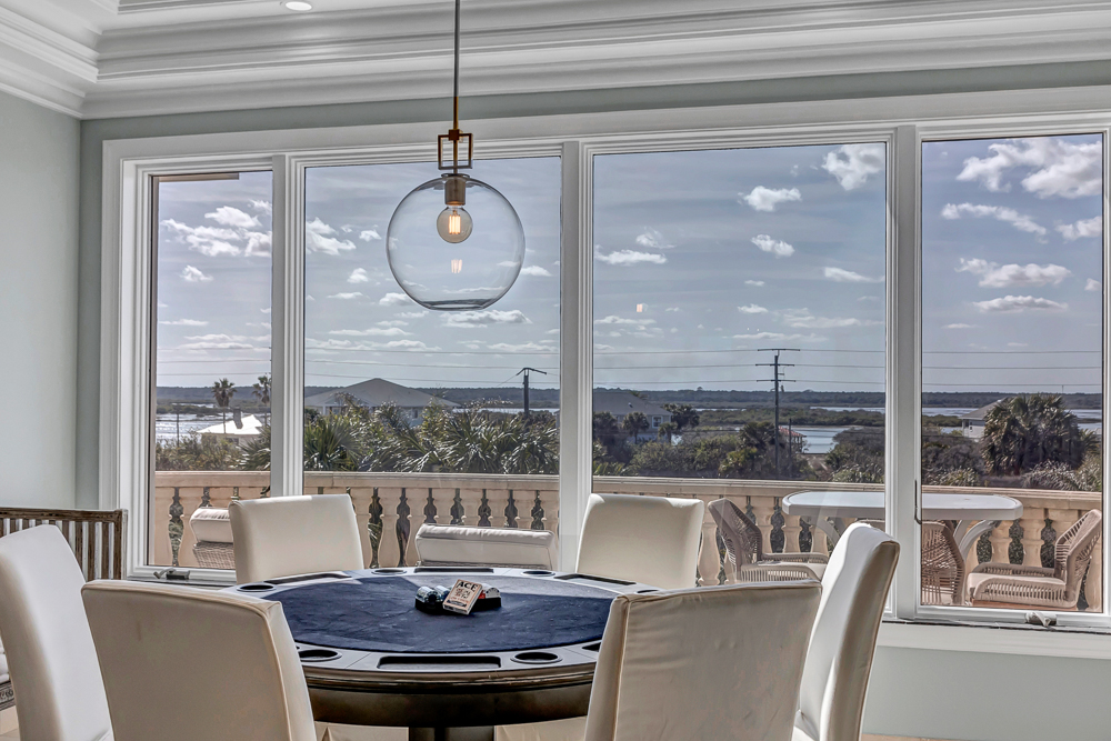 Multi-purpose Table: Cards/Games