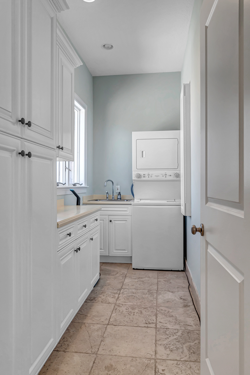 Tuscan Sunrise - Theater & Game Room | Photo 43